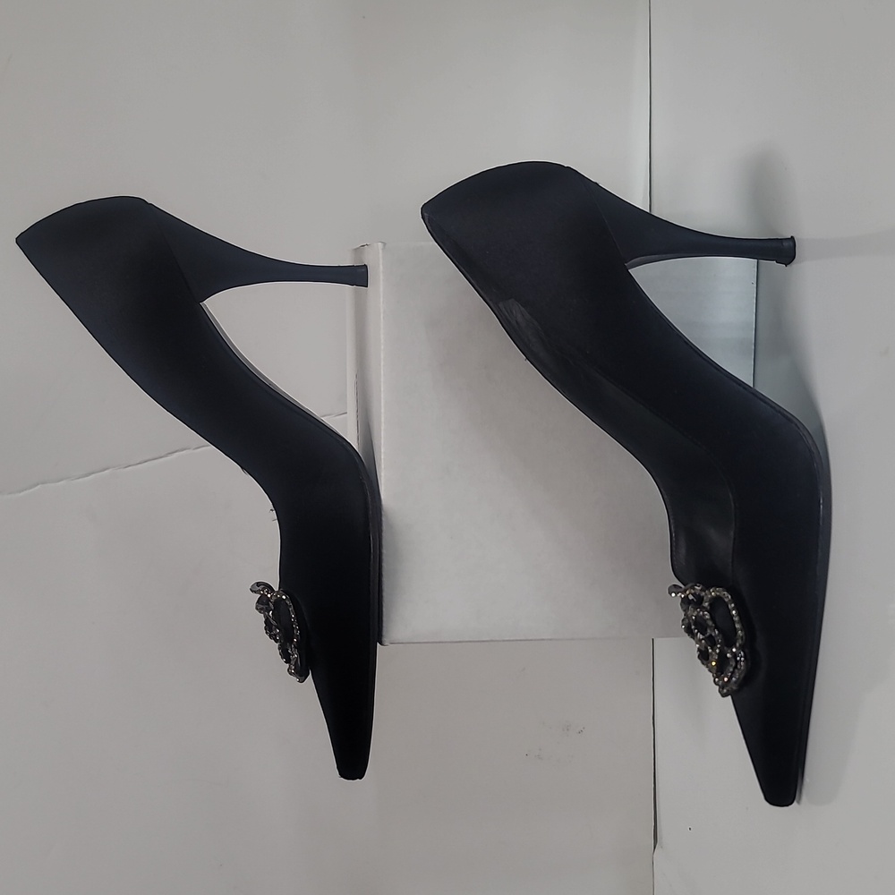 Stuart Weitzman Satin Stiletto Pumps size 7 M